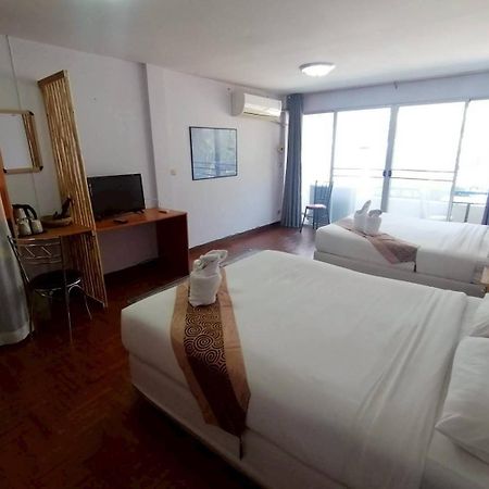Beachfront Hotel Cha Am Cha-Am Zewnętrze zdjęcie