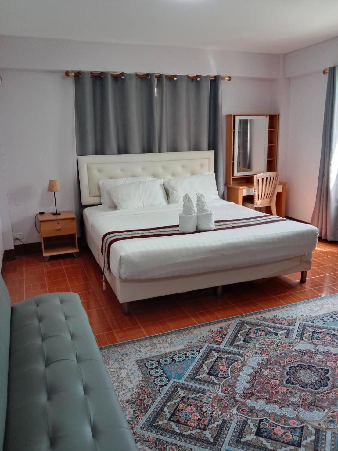 Beachfront Hotel Cha Am Cha-Am Zewnętrze zdjęcie