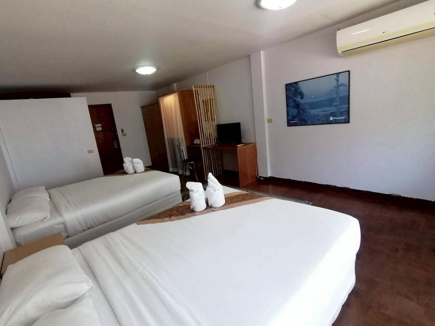 Beachfront Hotel Cha Am Cha-Am Zewnętrze zdjęcie