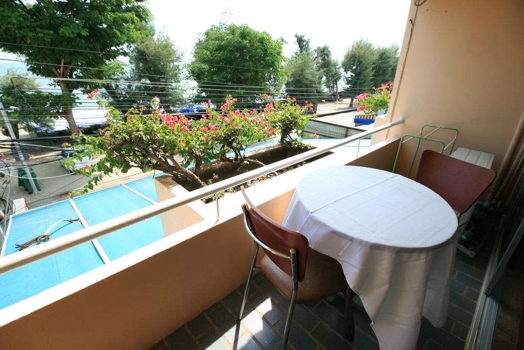 Beachfront Hotel Cha Am Cha-Am Zewnętrze zdjęcie