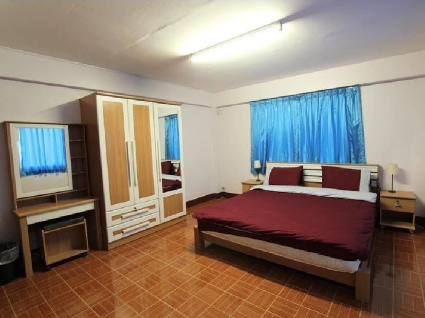 Beachfront Hotel Cha Am Cha-Am Zewnętrze zdjęcie