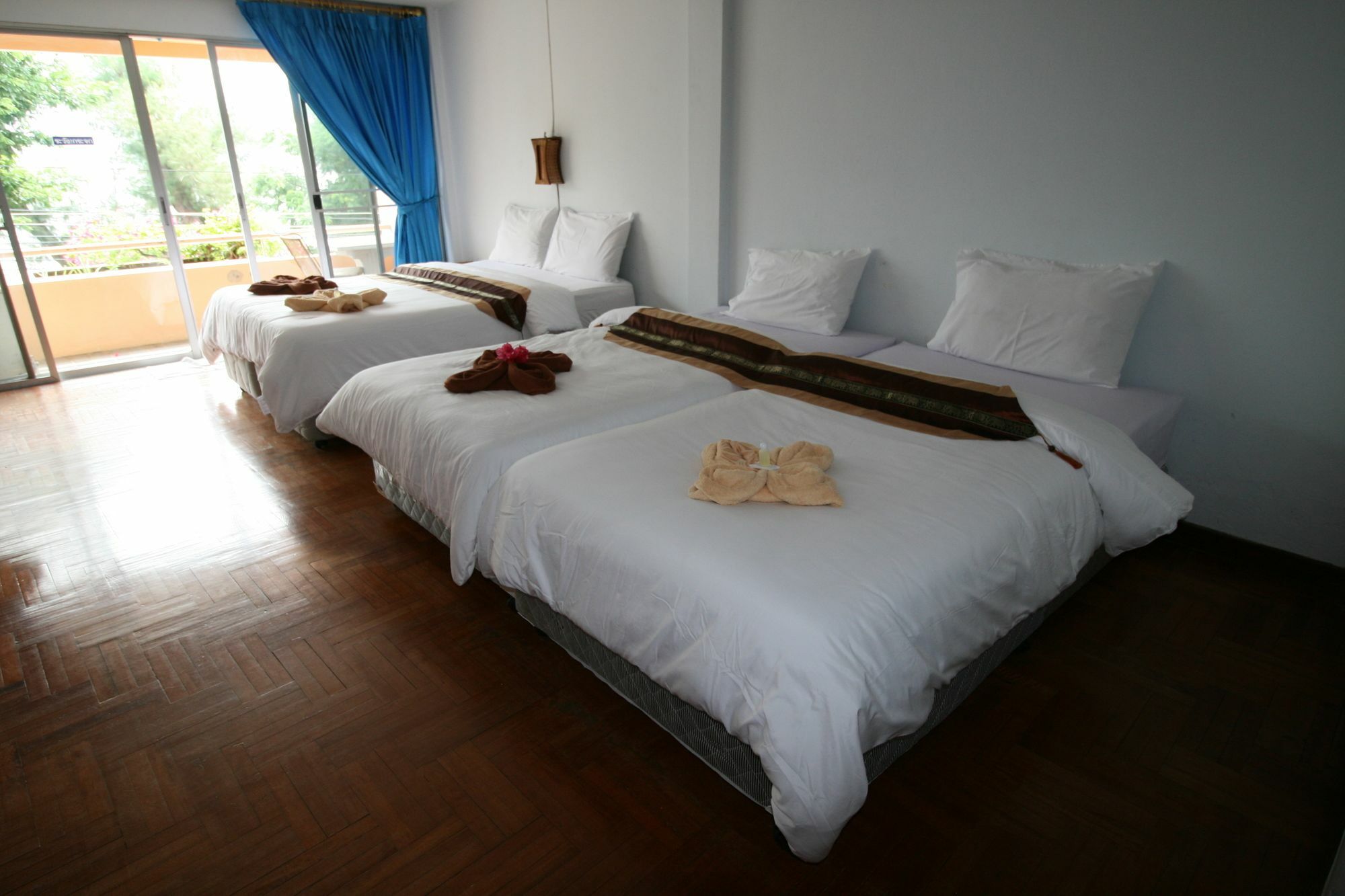 Beachfront Hotel Cha Am Cha-Am Zewnętrze zdjęcie