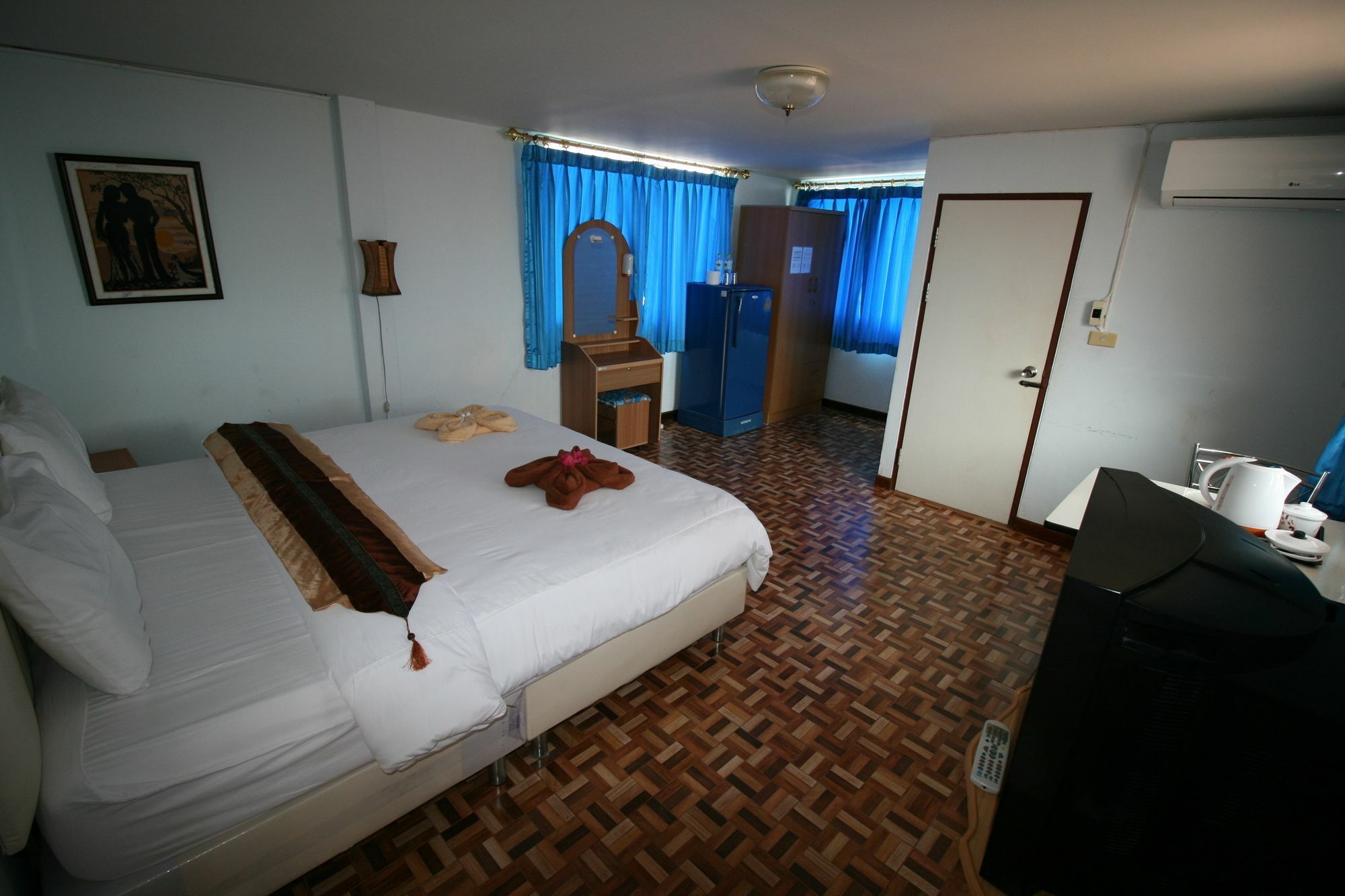 Beachfront Hotel Cha Am Cha-Am Zewnętrze zdjęcie